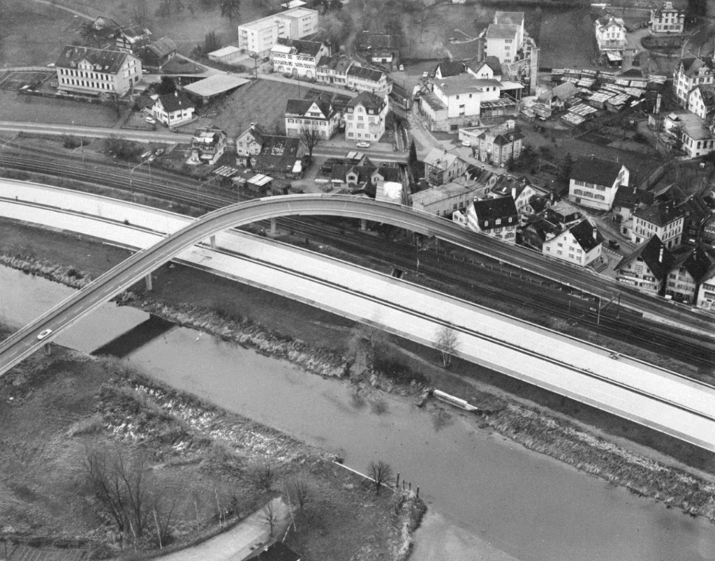 Der Bau der Brücke Rheineck - Gaissau.